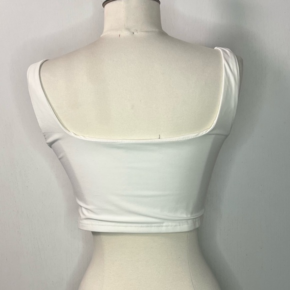 Crop top - Picture 3 of 6